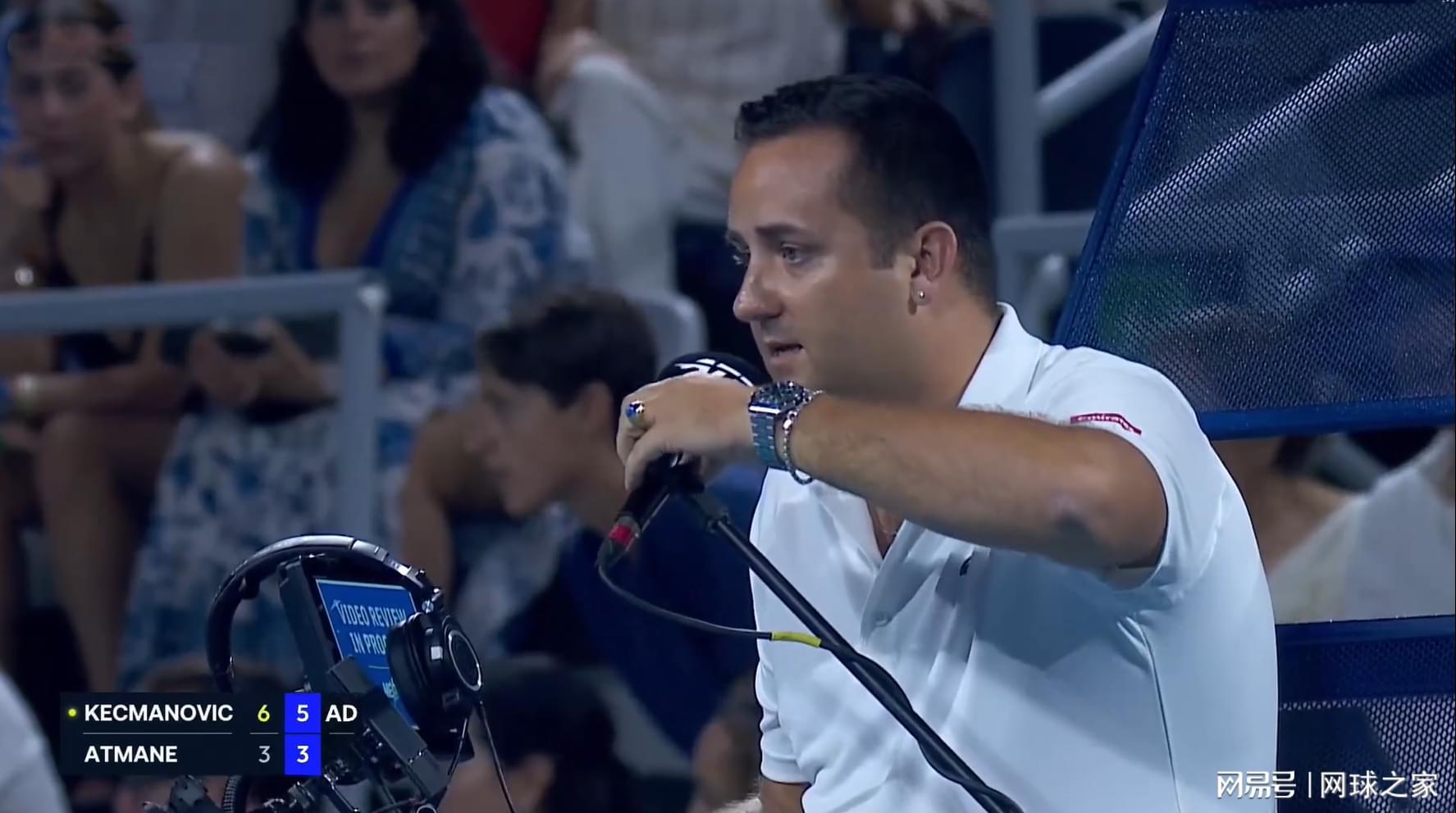 九游娱乐-历史罕见！接发球员、面对赛点、超时被罚分、直接输掉比赛